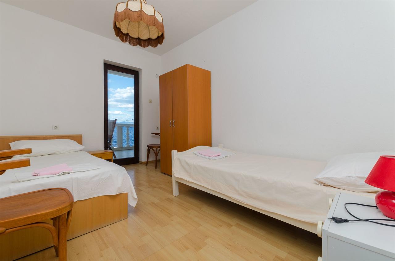 Apartment Barba Rogač Buitenkant foto