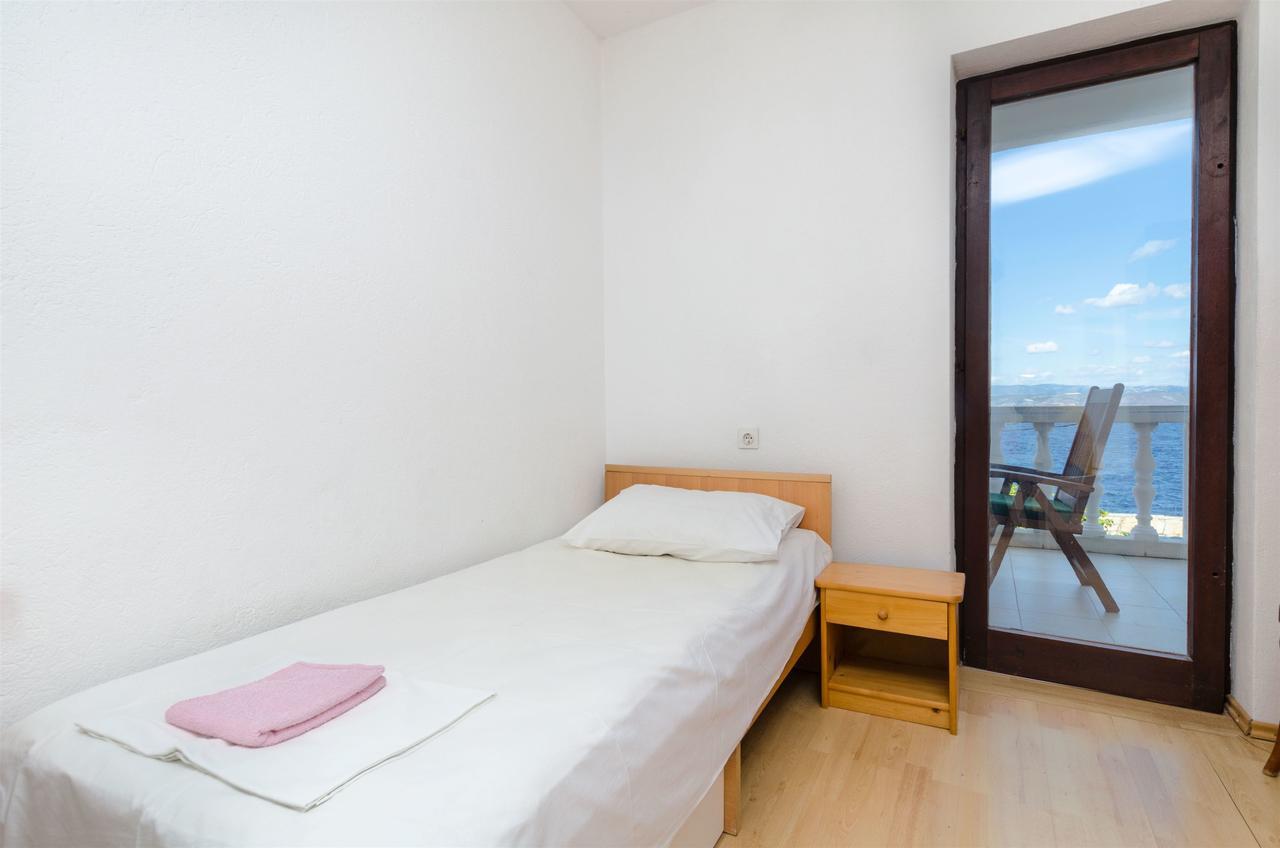 Apartment Barba Rogač Buitenkant foto