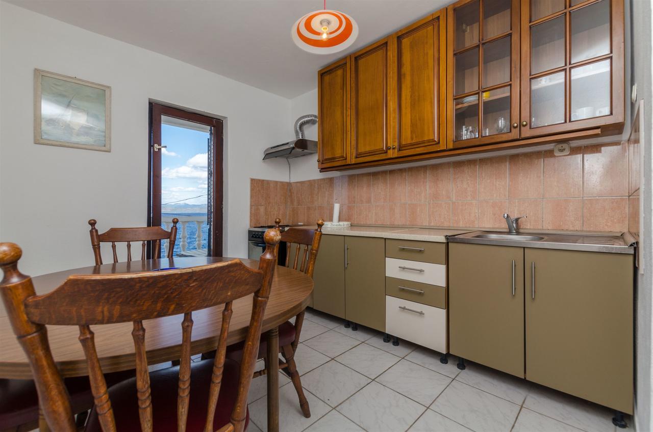 Apartment Barba Rogač Buitenkant foto